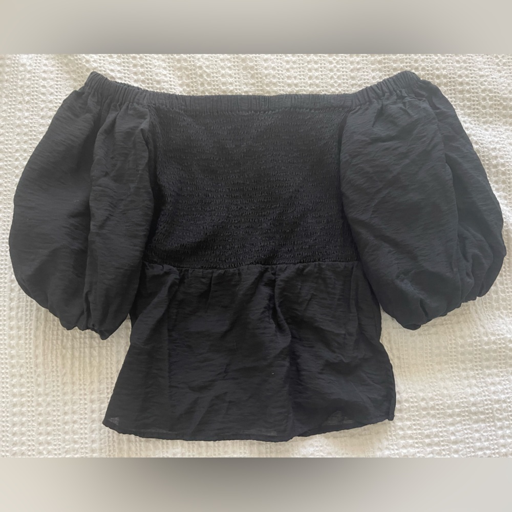 Nordstrom Open Edit off the shoulder puff sleeve black top size small retail $72